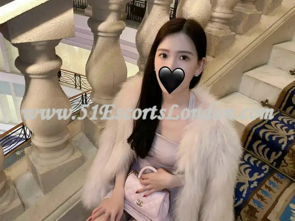 Mimi, 51 Escorts London