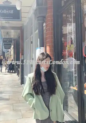 Zhuzhu, 51 Escorts London